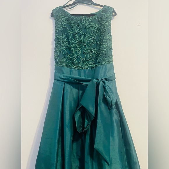 NWT Jessica Howard Woman’s Evert Green Formal Dress size 16 - Picture 2 of 8